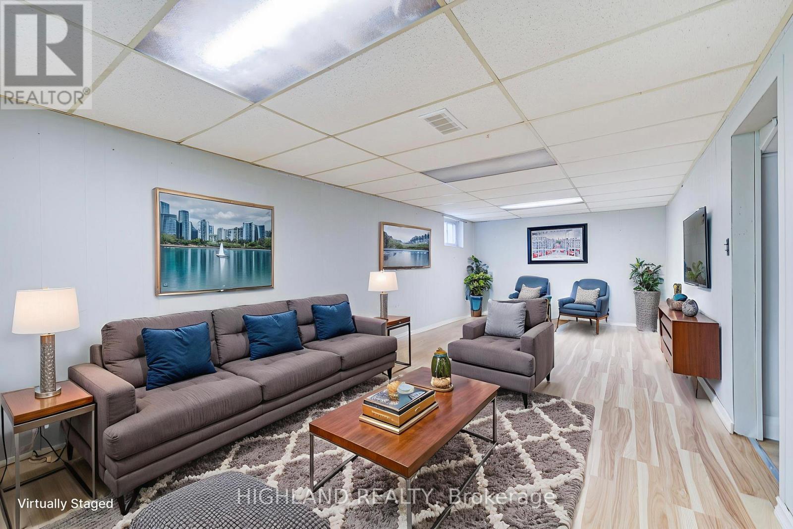 38 Esmond Crescent, Toronto, Ontario  M9W 1T4 - Photo 22 - W12525840