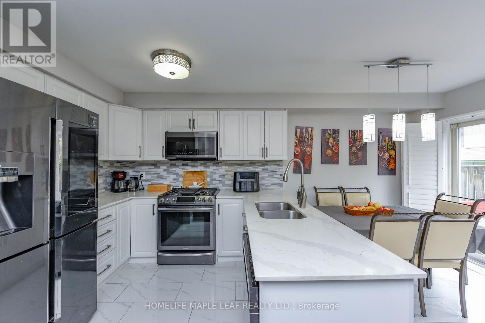 250 Brisdale Drive, Brampton, Ontario  L7A 2T3 - Photo 15 - W12525856