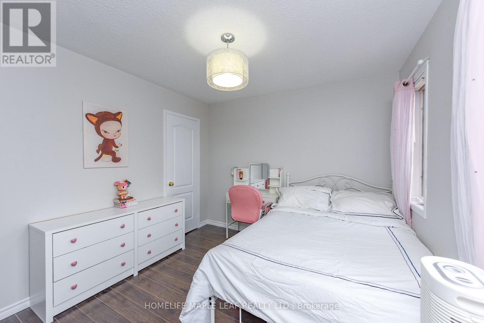 250 Brisdale Drive, Brampton, Ontario  L7A 2T3 - Photo 24 - W12525856