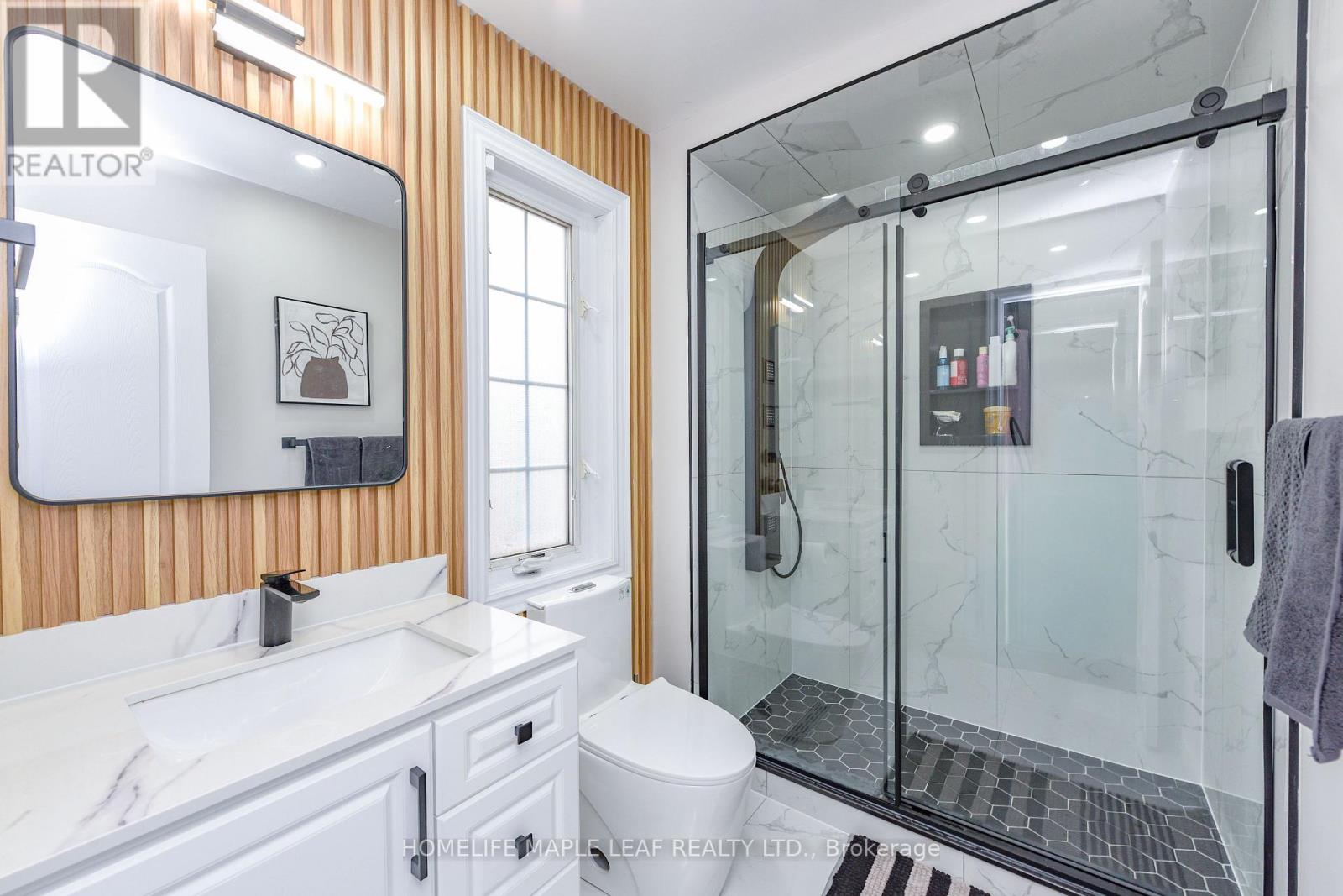 250 Brisdale Drive, Brampton, Ontario  L7A 2T3 - Photo 25 - W12525856