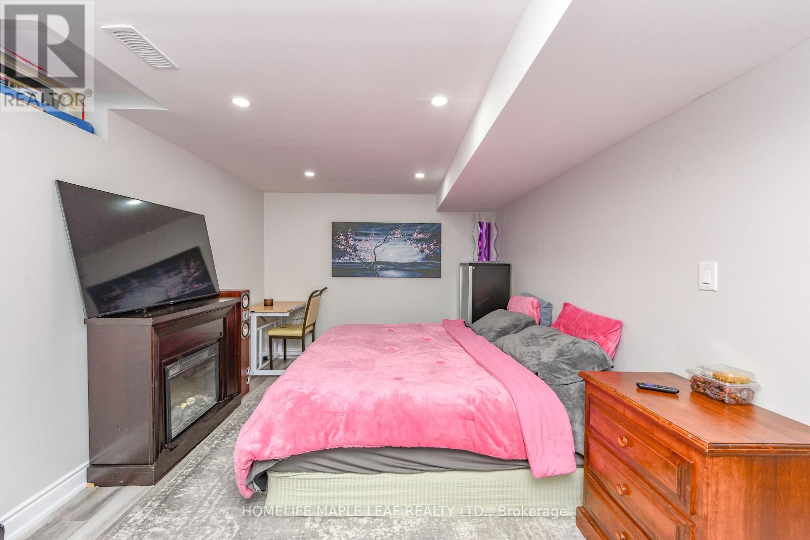 250 Brisdale Drive, Brampton, Ontario  L7A 2T3 - Photo 33 - W12525856