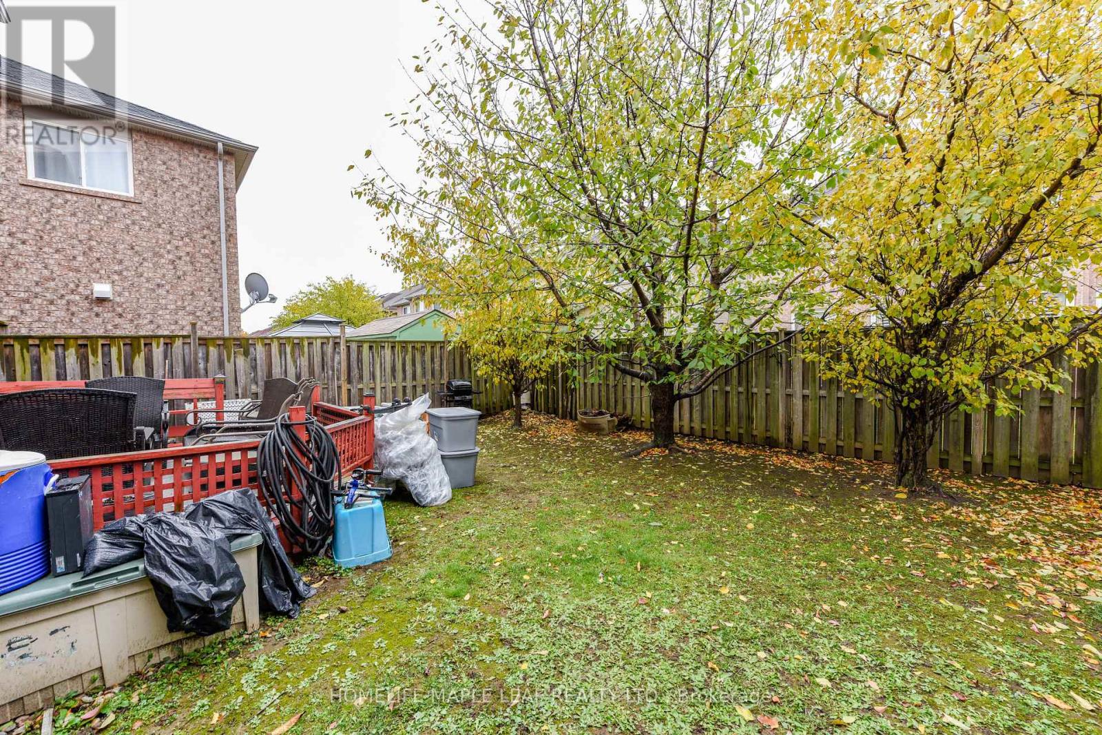 250 Brisdale Drive, Brampton, Ontario  L7A 2T3 - Photo 39 - W12525856