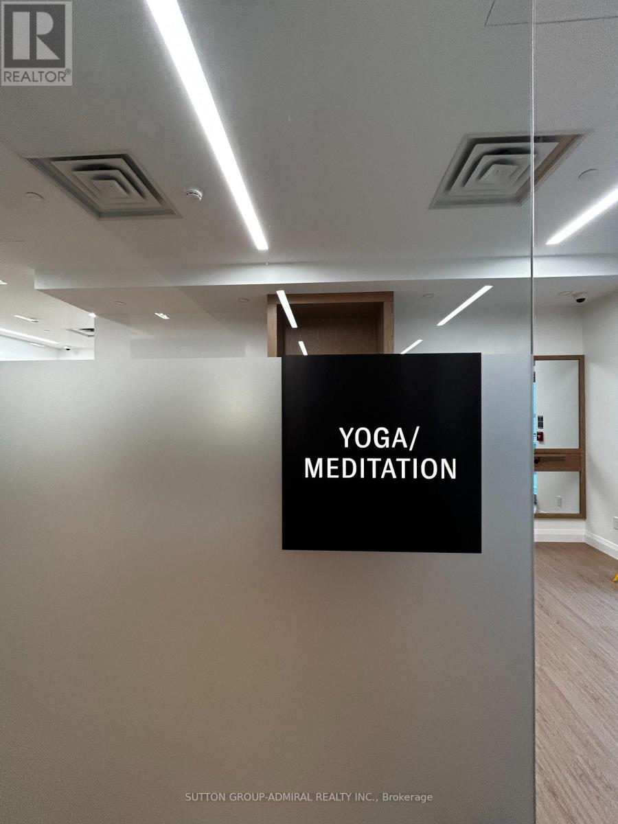 3250 Carding Mill Trail, Oakville, Ontario  L6M 1L3 - Photo 11 - W12525894