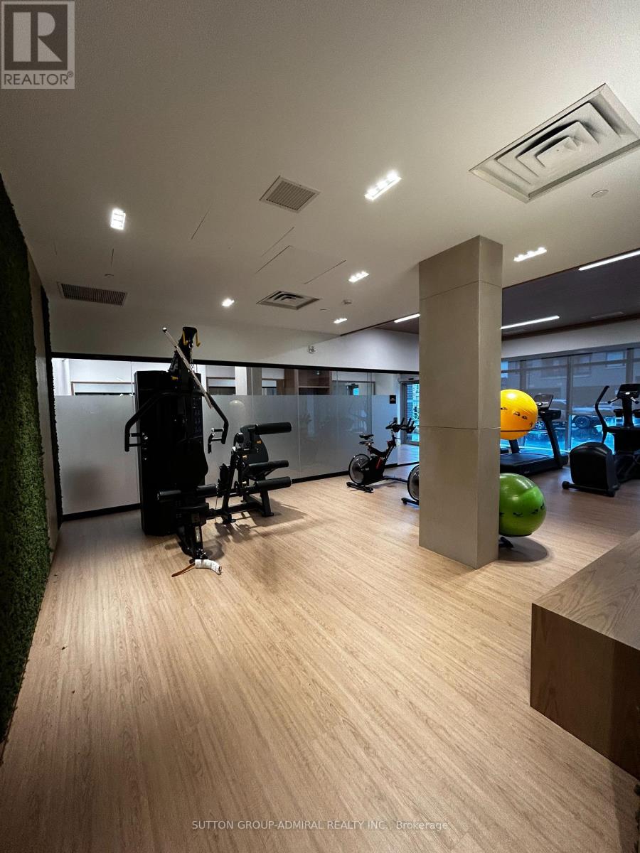 3250 Carding Mill Trail, Oakville, Ontario  L6M 1L3 - Photo 9 - W12525894