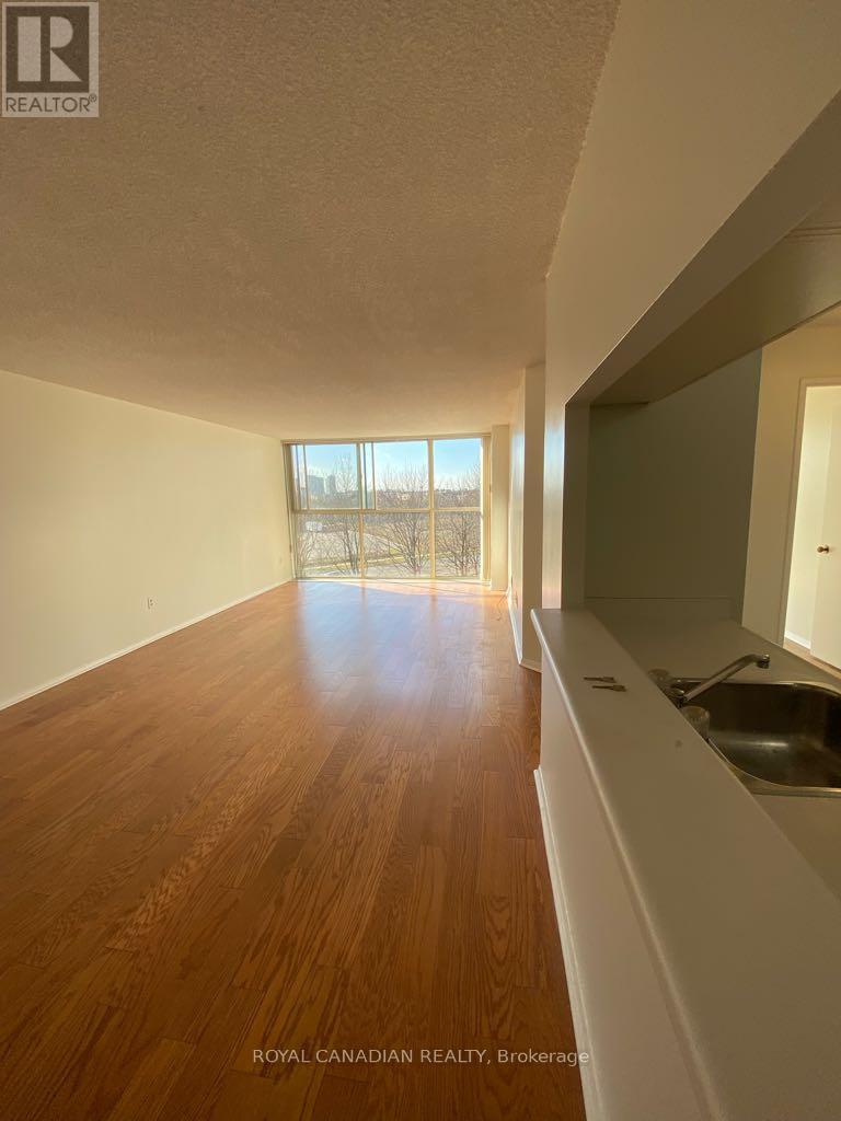 412 - 4185 Shipp Drive, Mississauga, Ontario  L4Z 2Y8 - Photo 4 - W12525908