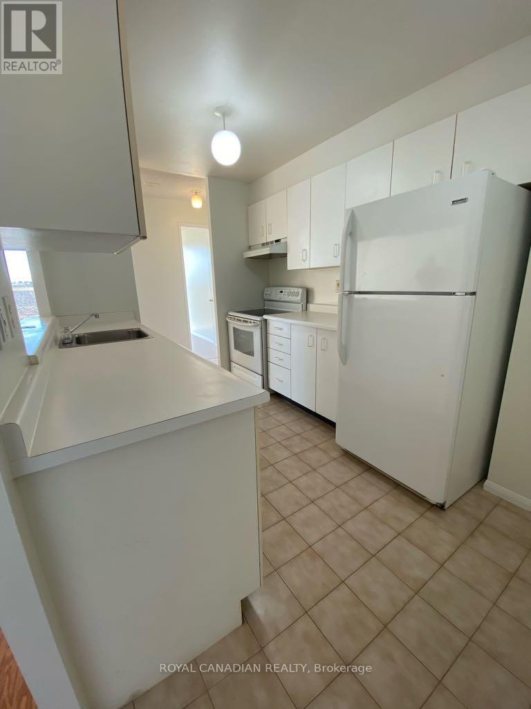 412 - 4185 Shipp Drive, Mississauga, Ontario  L4Z 2Y8 - Photo 5 - W12525908