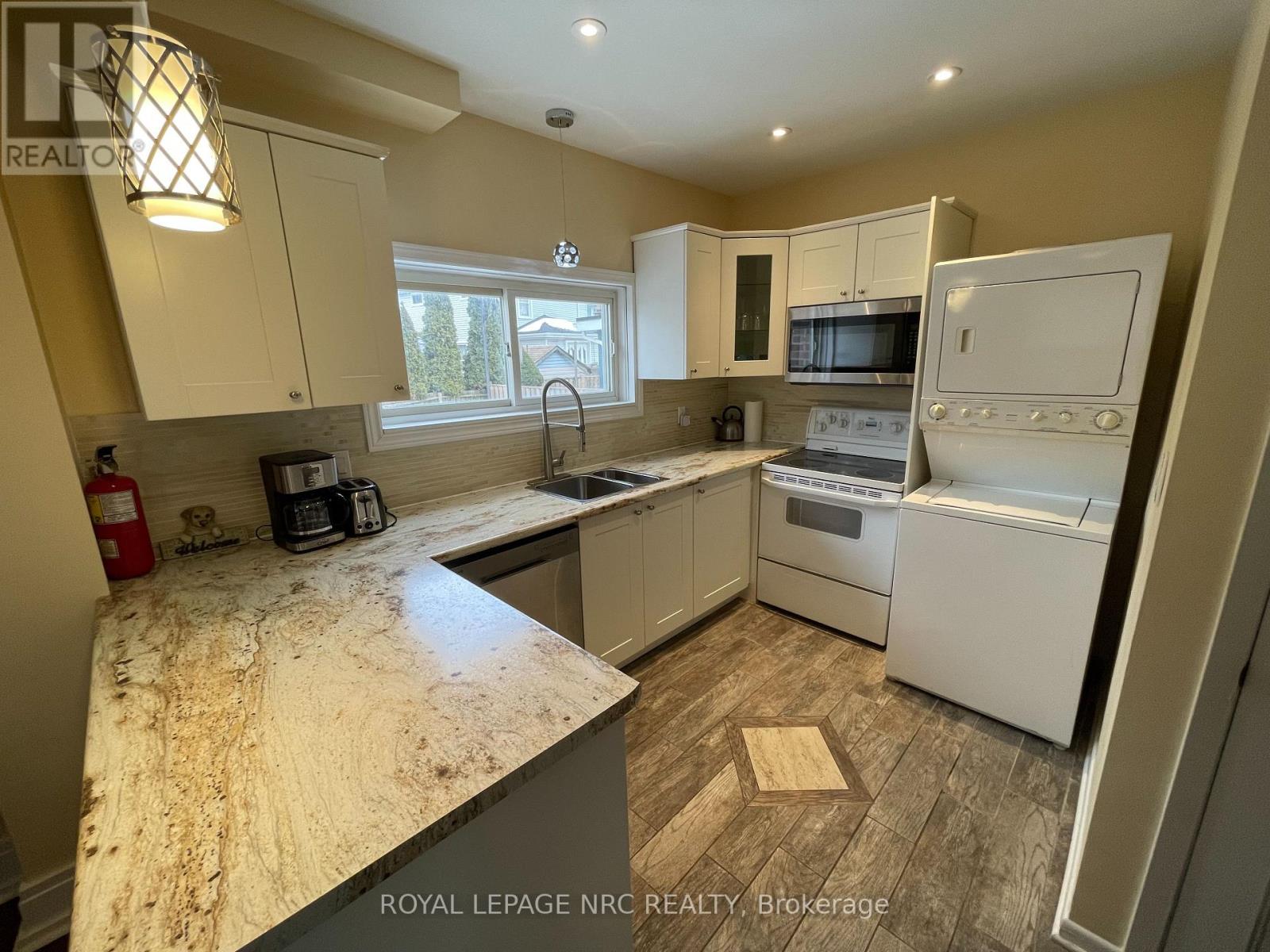 4713 Cookman Crescent, Niagara Falls, Ontario  L2E 1C1 - Photo 12 - X12525910