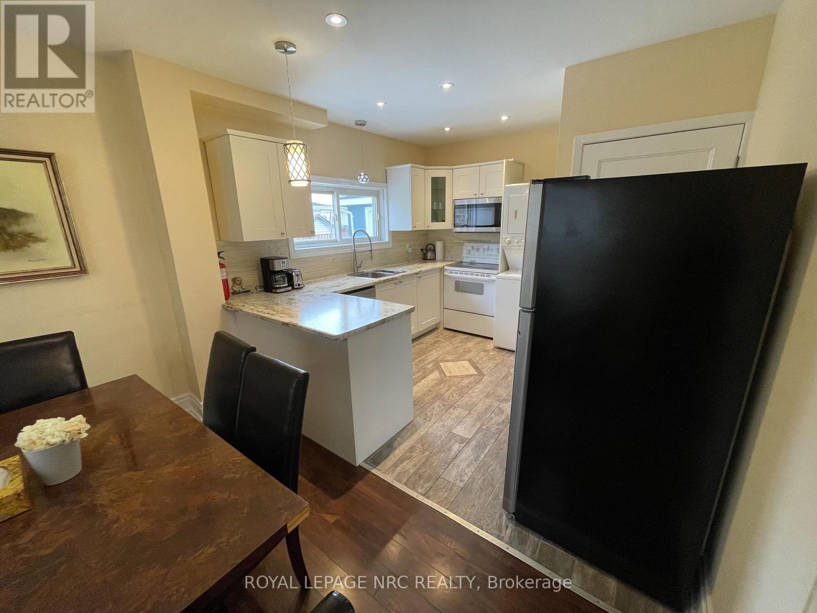 4713 Cookman Crescent, Niagara Falls, Ontario  L2E 1C1 - Photo 13 - X12525910