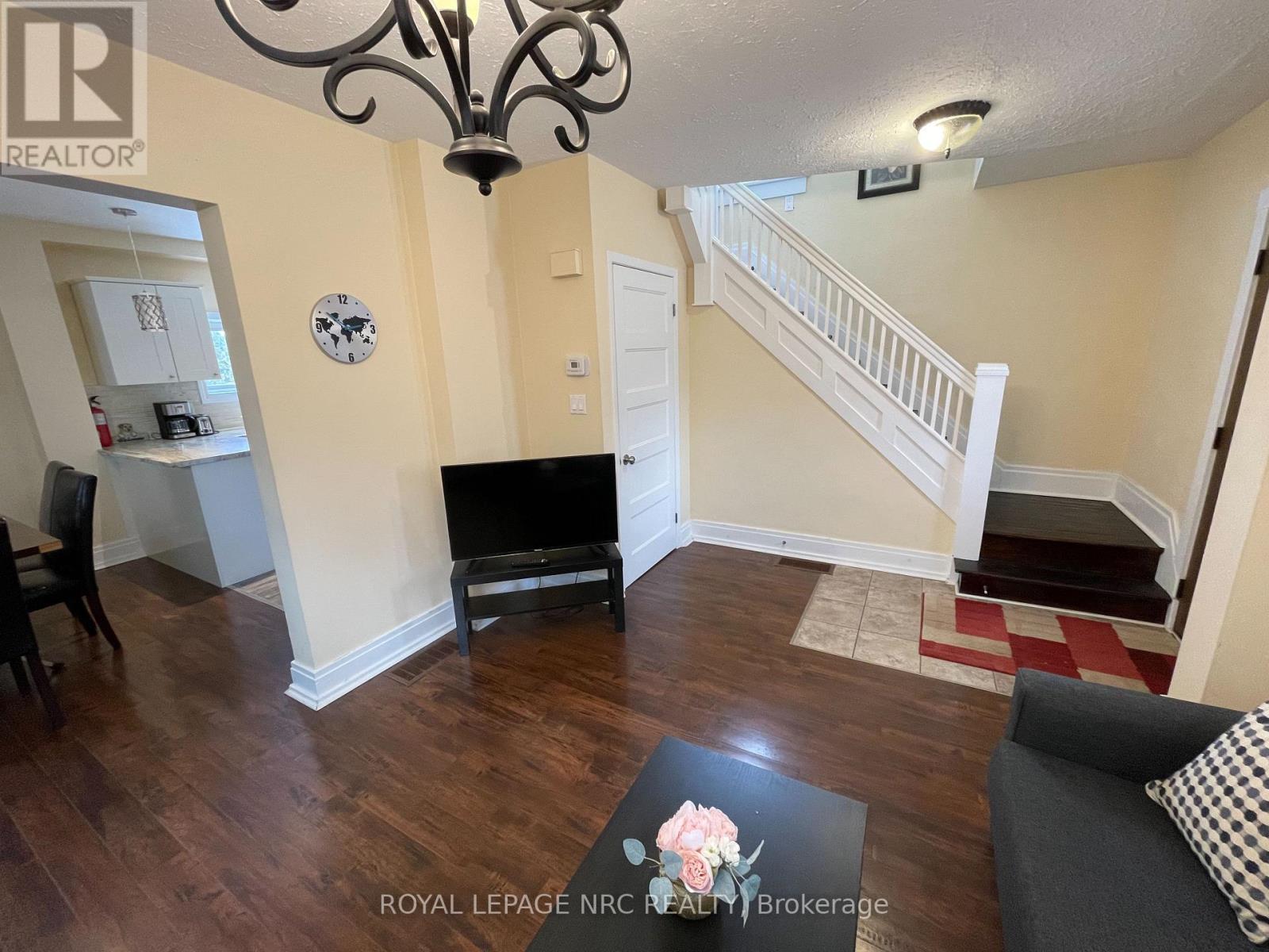 4713 Cookman Crescent, Niagara Falls, Ontario  L2E 1C1 - Photo 8 - X12525910