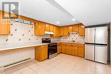 37 Cabinet Crescent, Vaughan, Ontario  L4L 6H9 - Photo 13 - N12455343