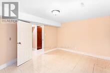 37 Cabinet Crescent, Vaughan, Ontario  L4L 6H9 - Photo 15 - N12455343