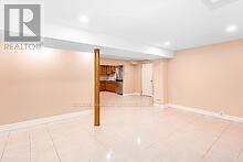 37 Cabinet Crescent, Vaughan, Ontario  L4L 6H9 - Photo 7 - N12455343