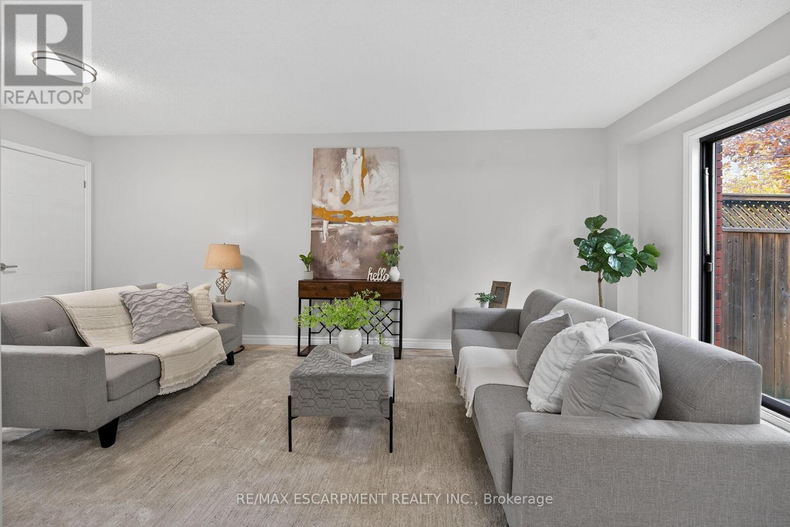 11 - 54 Argyle Street S, Haldimand, Ontario  N3W 1H9 - Photo 15 - X12525850