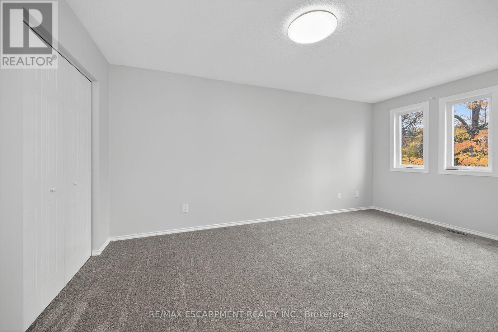 11 - 54 Argyle Street S, Haldimand, Ontario  N3W 1H9 - Photo 22 - X12525850