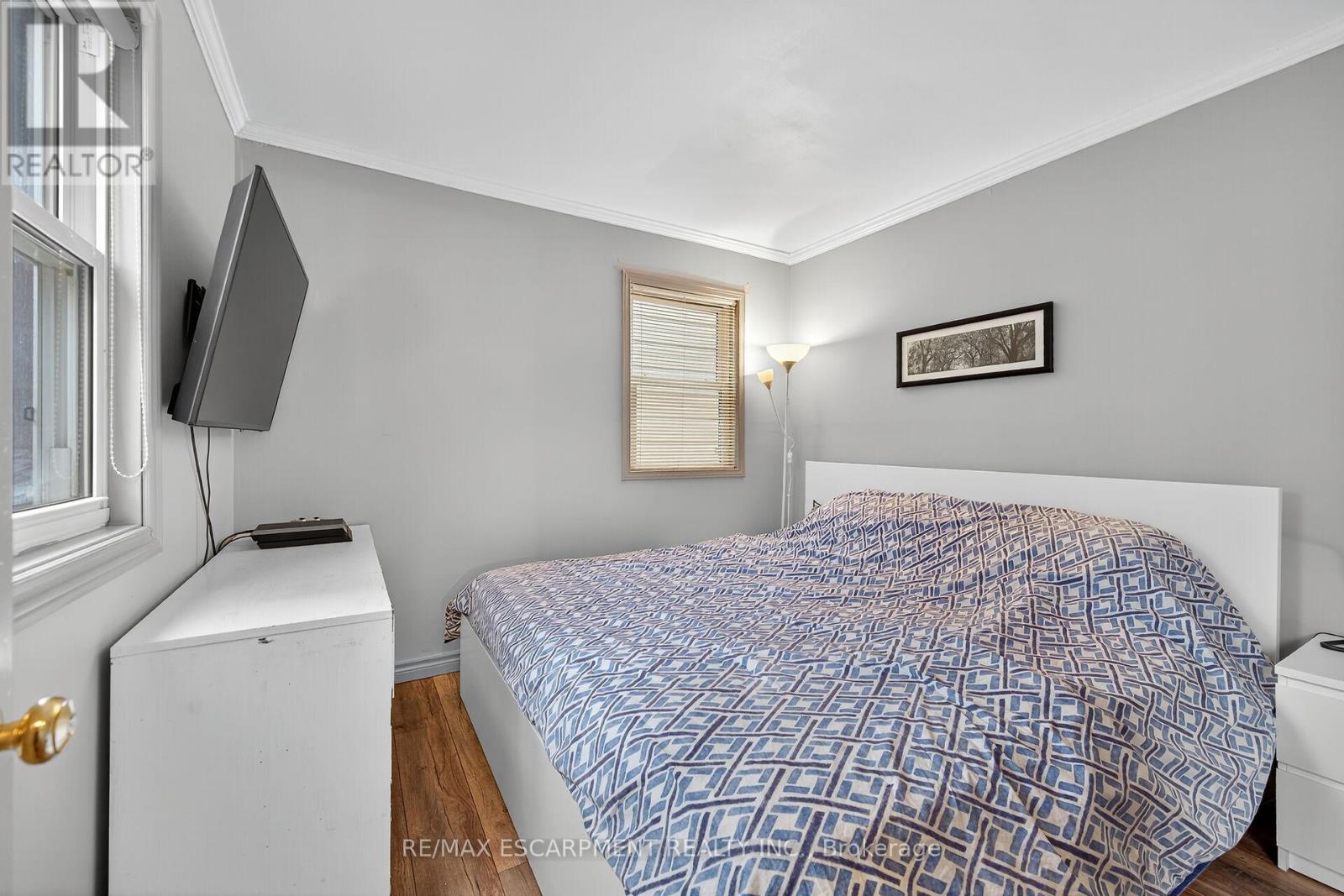 49 East 33rd Street, Hamilton, Ontario  L8V 3S9 - Photo 20 - X12525886