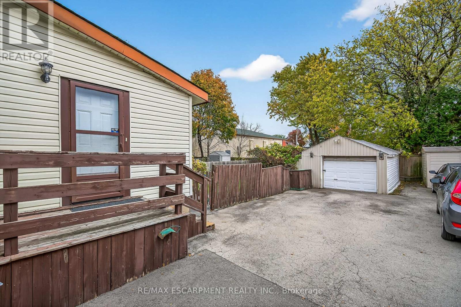 49 East 33rd Street, Hamilton, Ontario  L8V 3S9 - Photo 33 - X12525886
