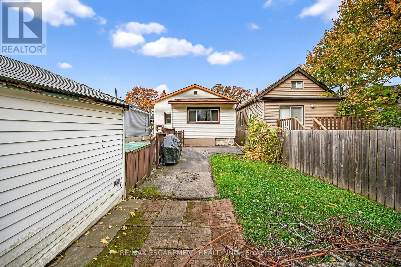 49 East 33rd Street, Hamilton, Ontario  L8V 3S9 - Photo 37 - X12525886