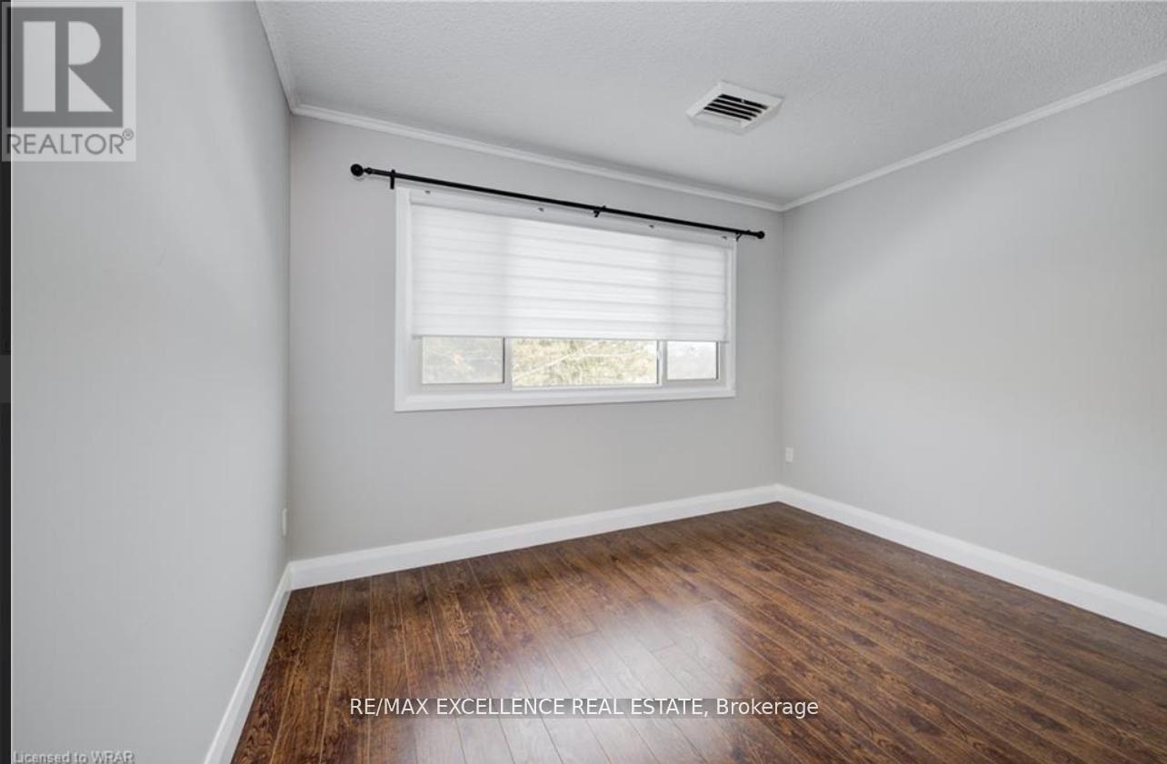 55 - 30 Green Valley Drive, Kitchener, Ontario  N2P 1G8 - Photo 12 - X12525892