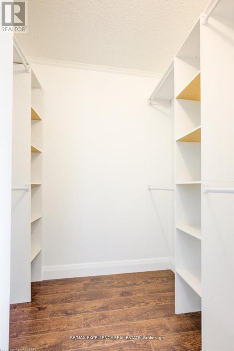 55 - 30 Green Valley Drive, Kitchener, Ontario  N2P 1G8 - Photo 16 - X12525892