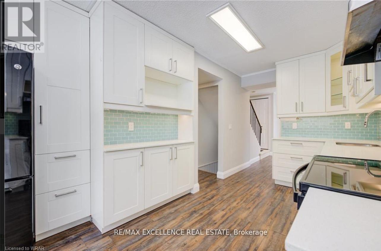 55 - 30 Green Valley Drive, Kitchener, Ontario  N2P 1G8 - Photo 6 - X12525892