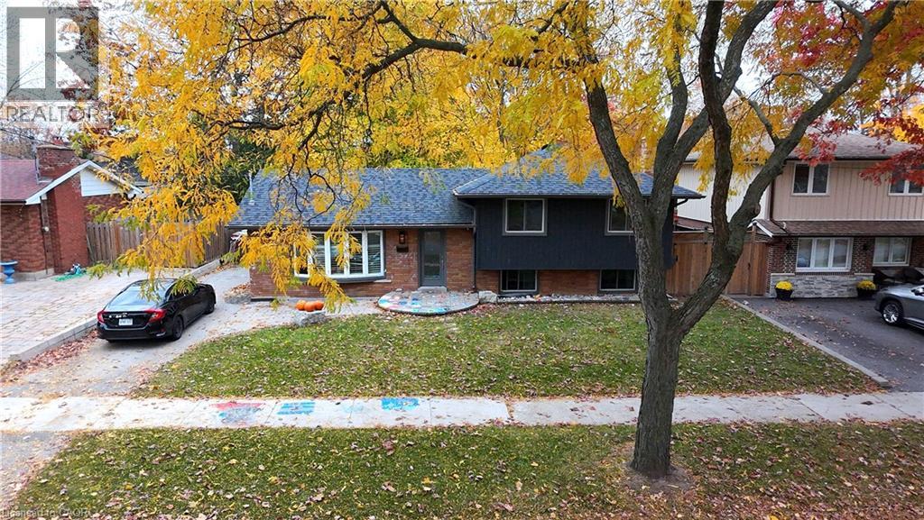 2402 GRENALLEN Drive, Burlington, Ontario