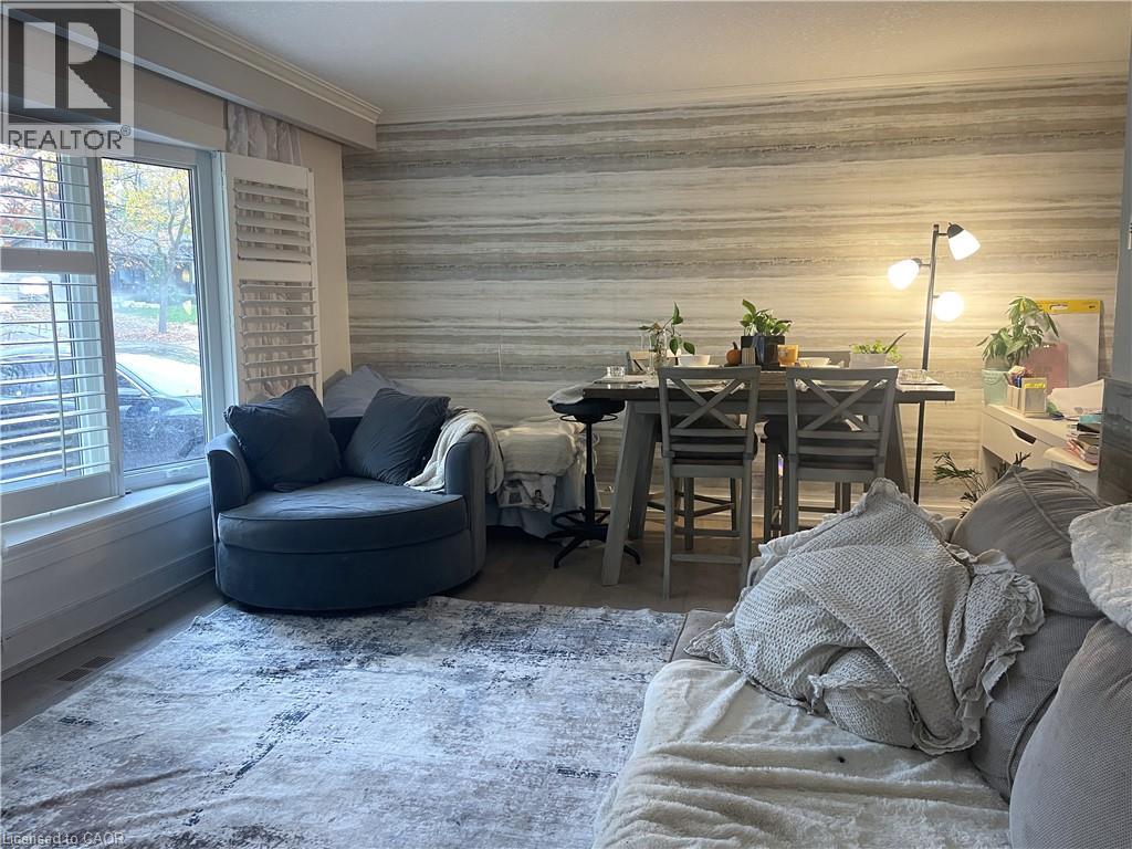 2402 Grenallen Drive, Burlington, Ontario  L7P 1V9 - Photo 10 - 40786468