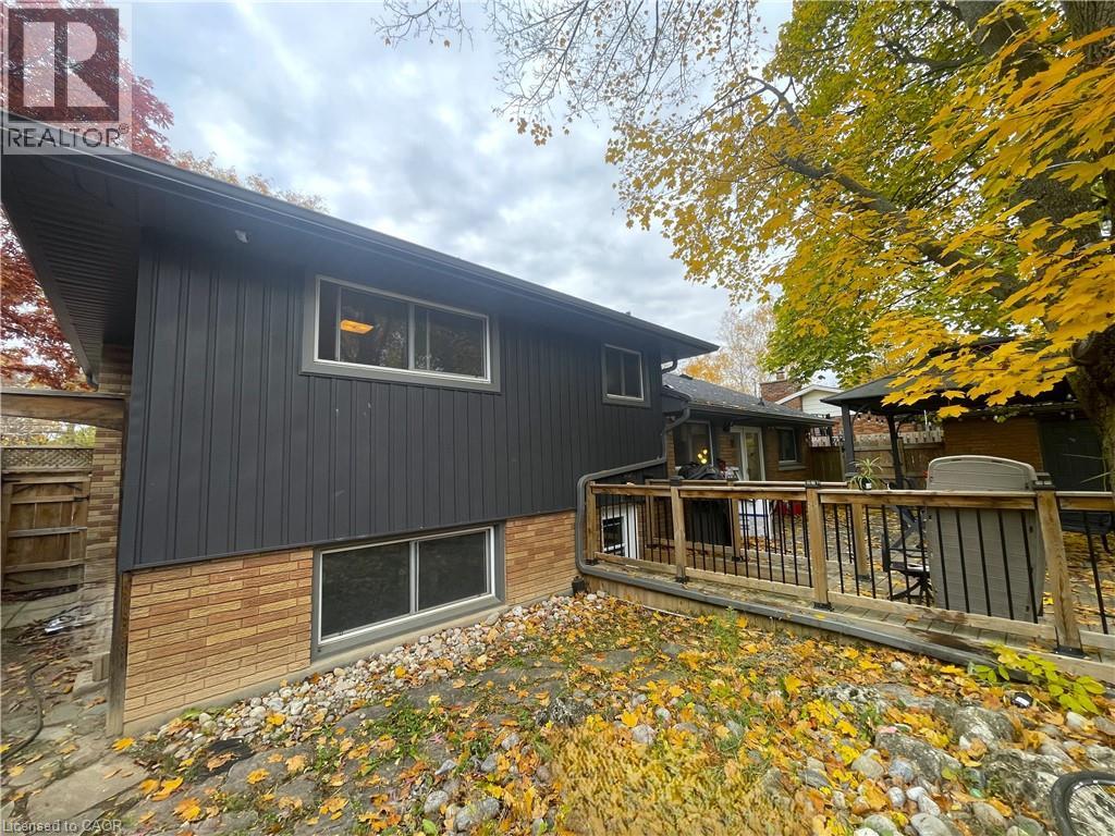 2402 Grenallen Drive, Burlington, Ontario  L7P 1V9 - Photo 4 - 40786468