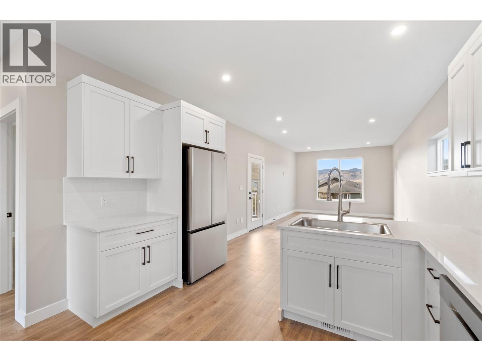 302 Brooke Drive, Chase, British Columbia V0E 1M0 - Photo 6 - 10368902