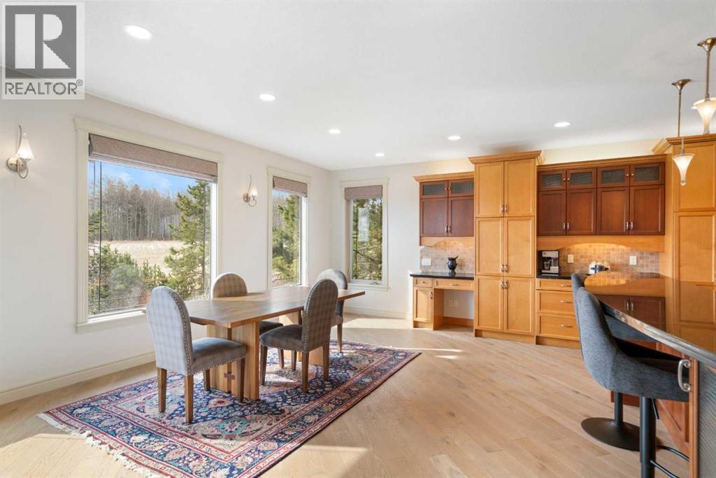 104 Grizzly Rise, Rural Rocky View County, Alberta  T4C 0B5 - Photo 9 - A2254075