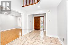 37 Cabinet Crescent, Vaughan, Ontario  L4L 6H9 - Photo 5 - N12525920