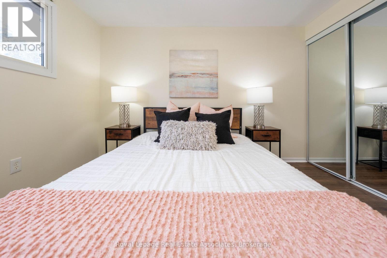 41 Barrett Crescent, Barrie, Ontario  L4N 5A4 - Photo 14 - S12525932