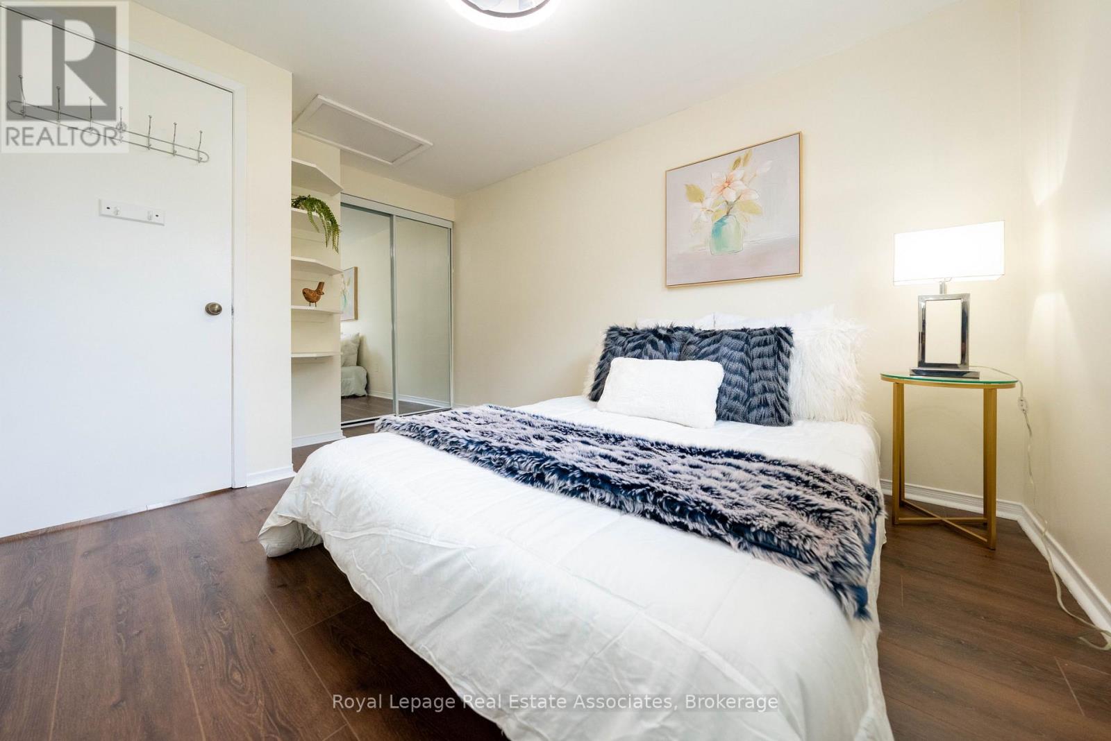 41 Barrett Crescent, Barrie, Ontario  L4N 5A4 - Photo 16 - S12525932