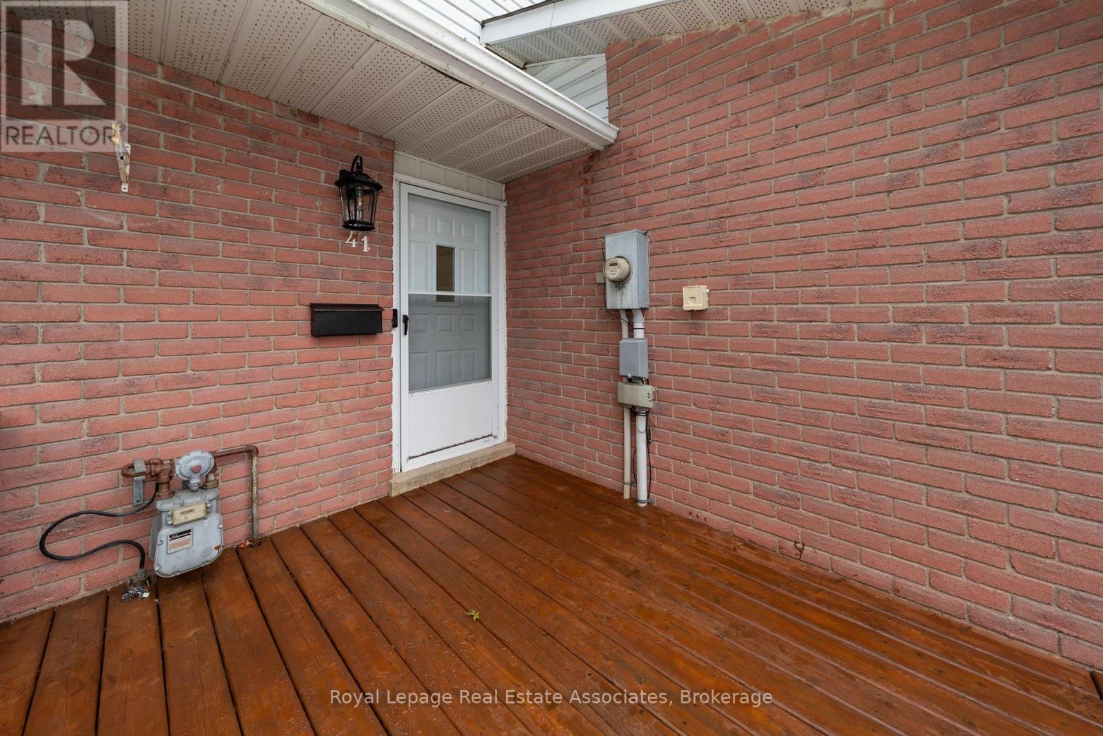 41 Barrett Crescent, Barrie, Ontario  L4N 5A4 - Photo 2 - S12525932