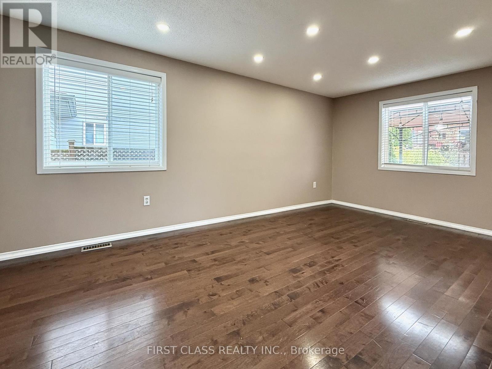 13 Benjamin Lane, Barrie, Ontario  L4N 0S3 - Photo 18 - S12525974