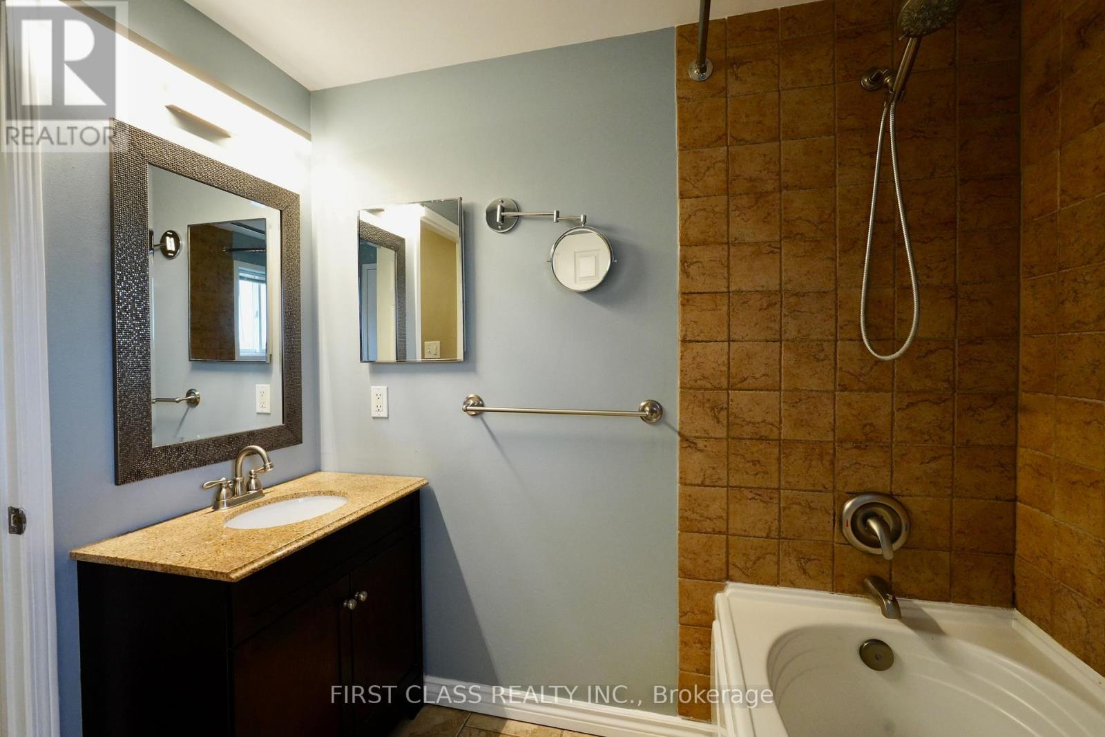 13 Benjamin Lane, Barrie, Ontario  L4N 0S3 - Photo 27 - S12525974