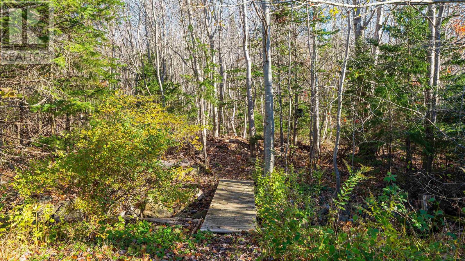 25 Dorothea Drive, Dartmouth, Nova Scotia  B2W 5X1 - Photo 33 - 202527446