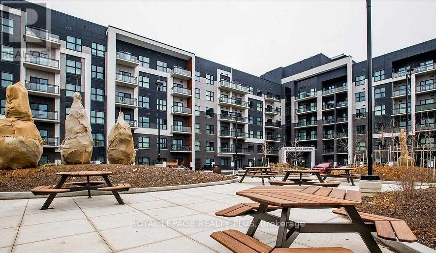 625 - 128 Grovewood Common, Oakville, Ontario  L6H 0X3 - Photo 2 - W12525952