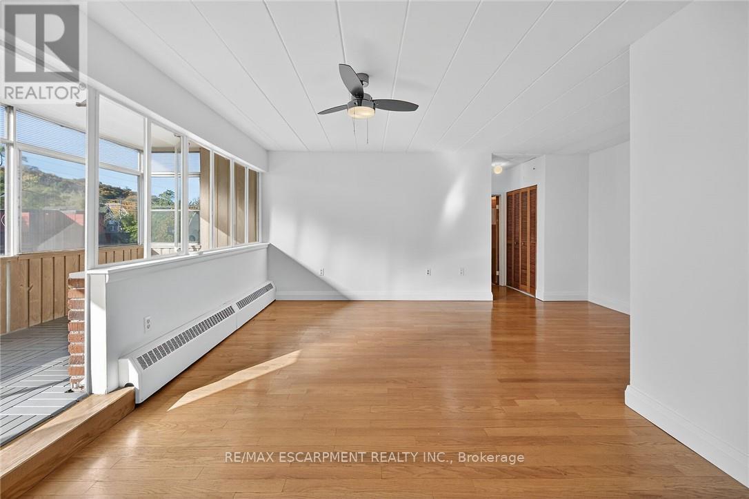 405 - 107 St Josephs Drive, Hamilton, Ontario  L8N 2G1 - Photo 5 - X12525944