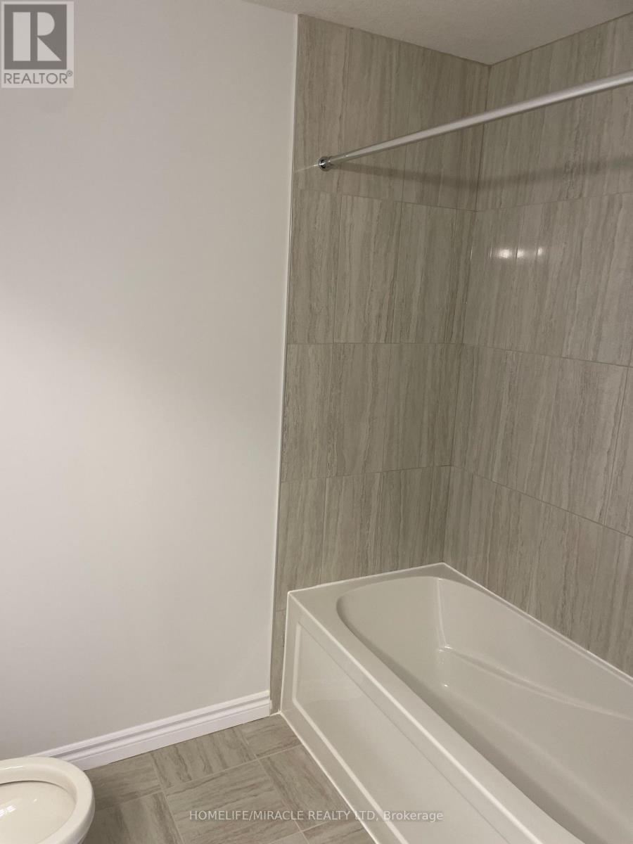 3001 Turner Crescent, London South, Ontario  N6M 0J3 - Photo 13 - X12525966