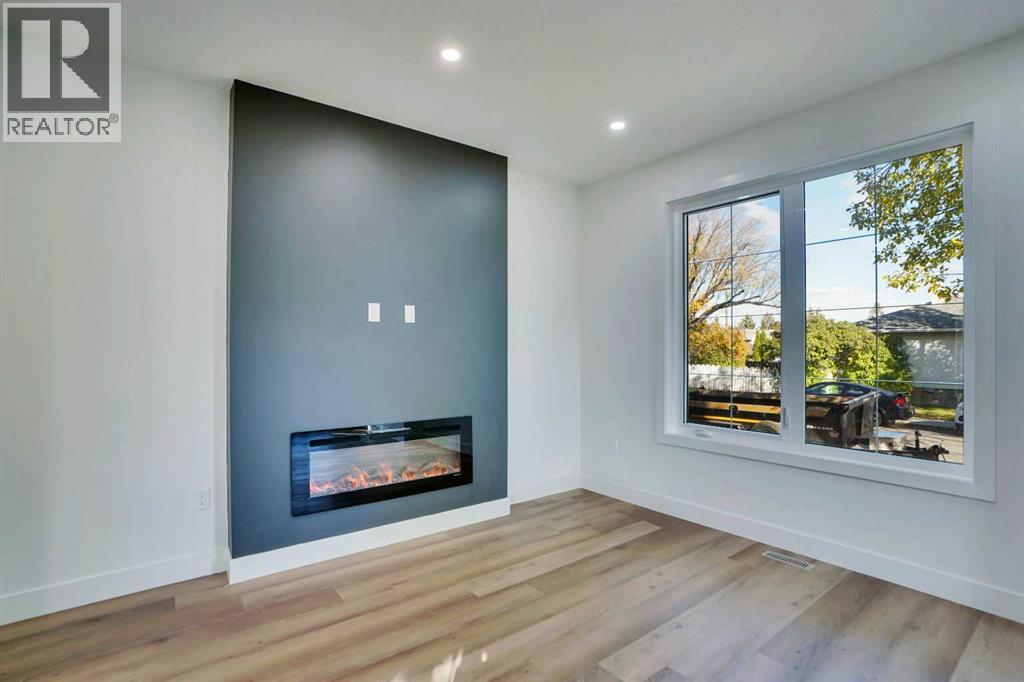 Property at 1802 19 Avenue NW image 4