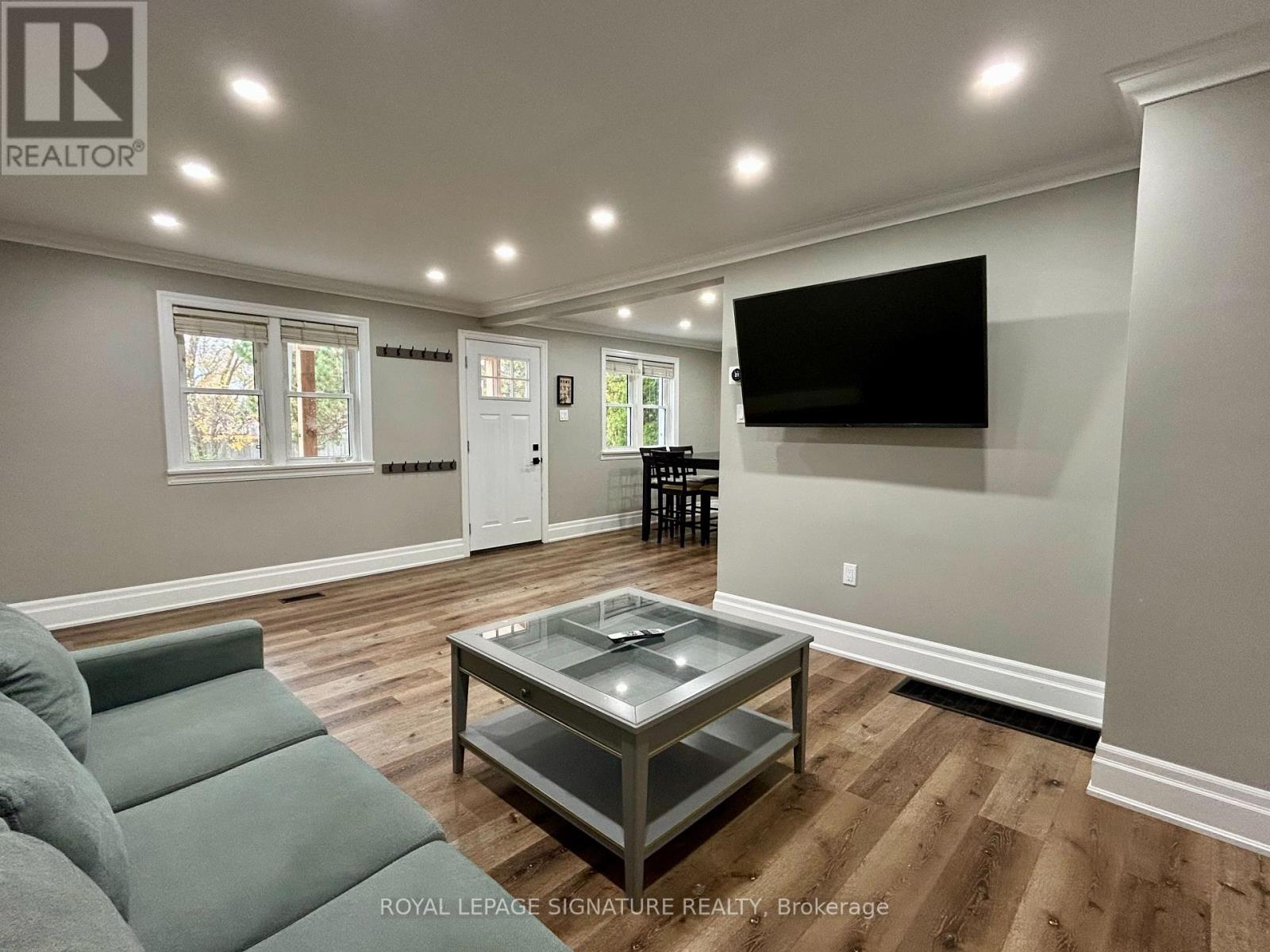 55 Stafford Street, Woodstock, Ontario  N4S 3Z8 - Photo 8 - X12520750