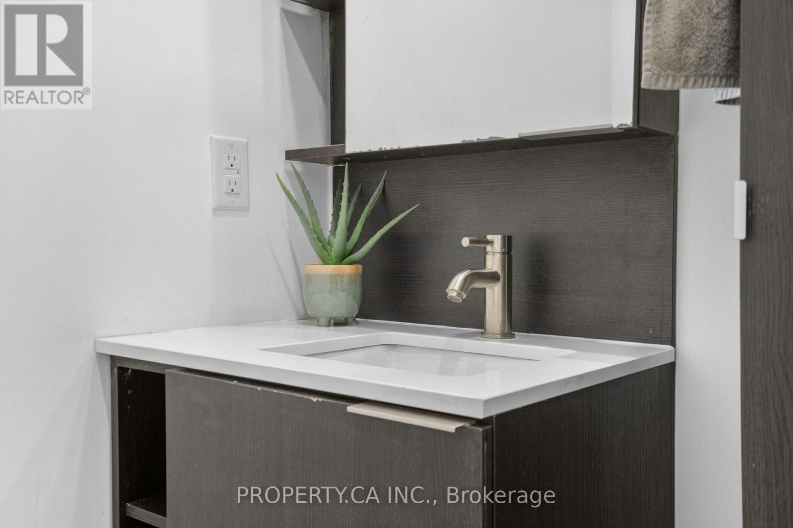 2212 - 170 Sumach Street, Toronto, Ontario  M5A 0C3 - Photo 30 - C12525978