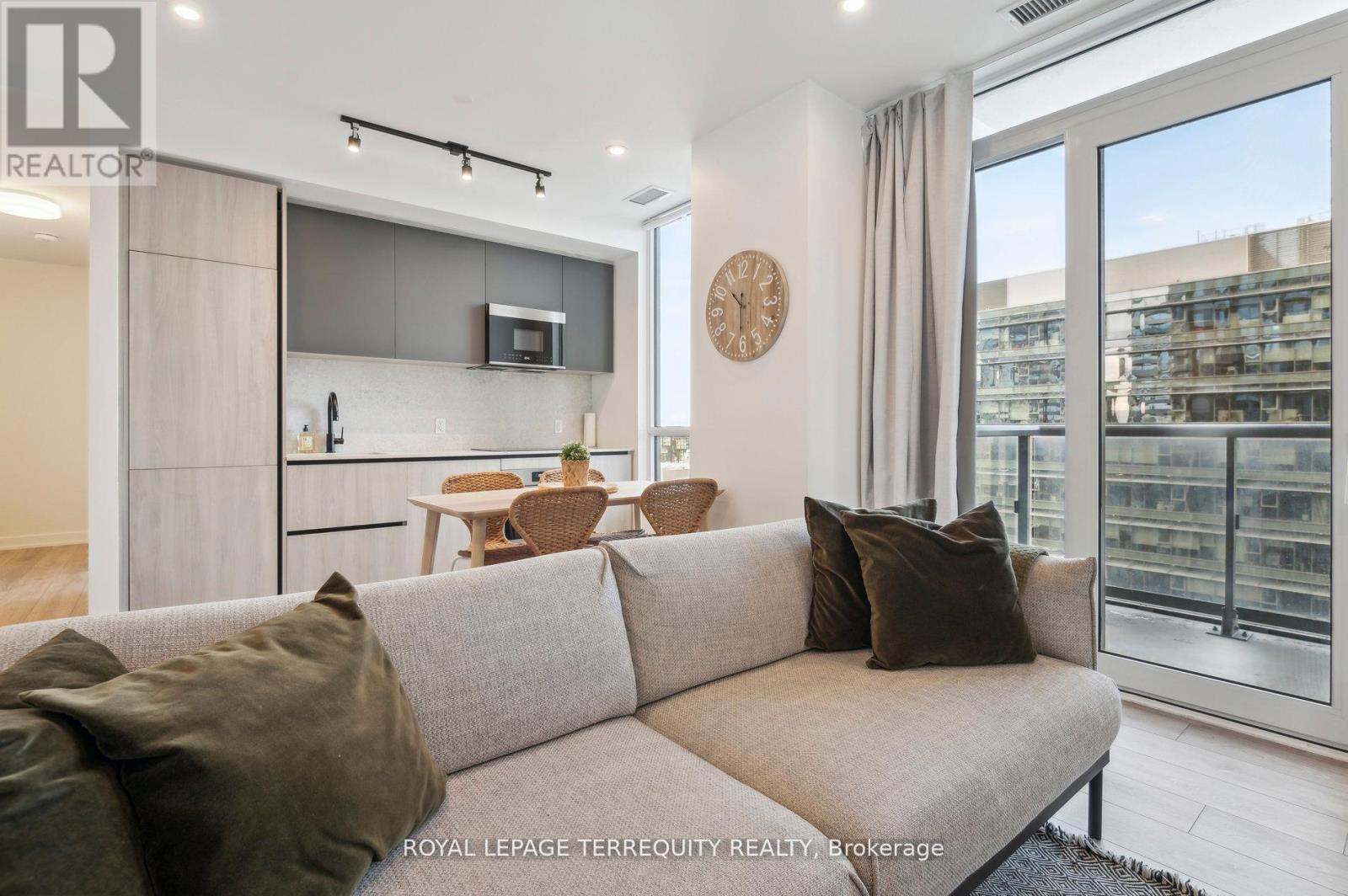 1902 - 108 Peter Street, Toronto, Ontario  M5V 0W2 - Photo 13 - C12525998