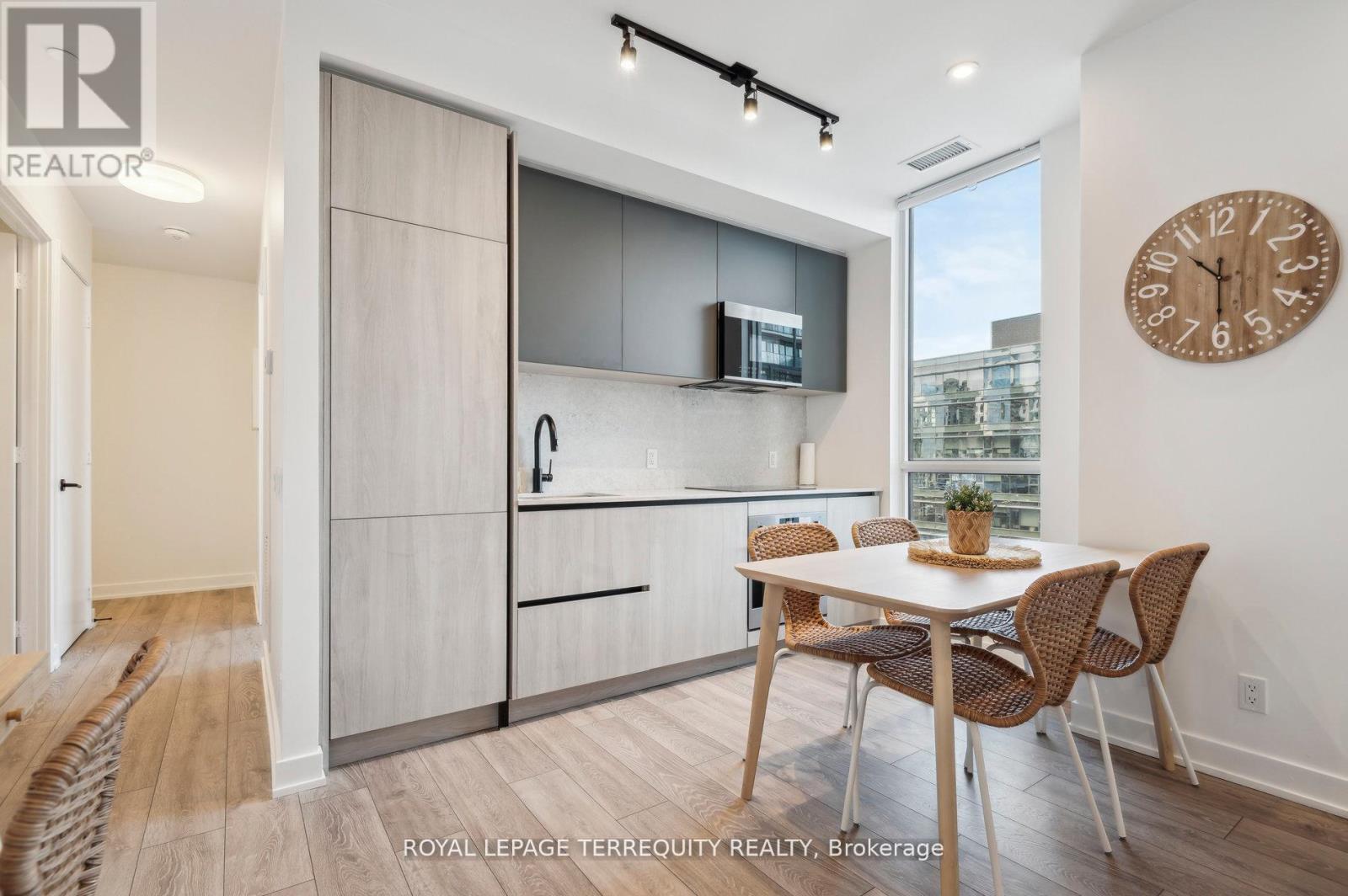 1902 - 108 Peter Street, Toronto, Ontario  M5V 0W2 - Photo 19 - C12525998