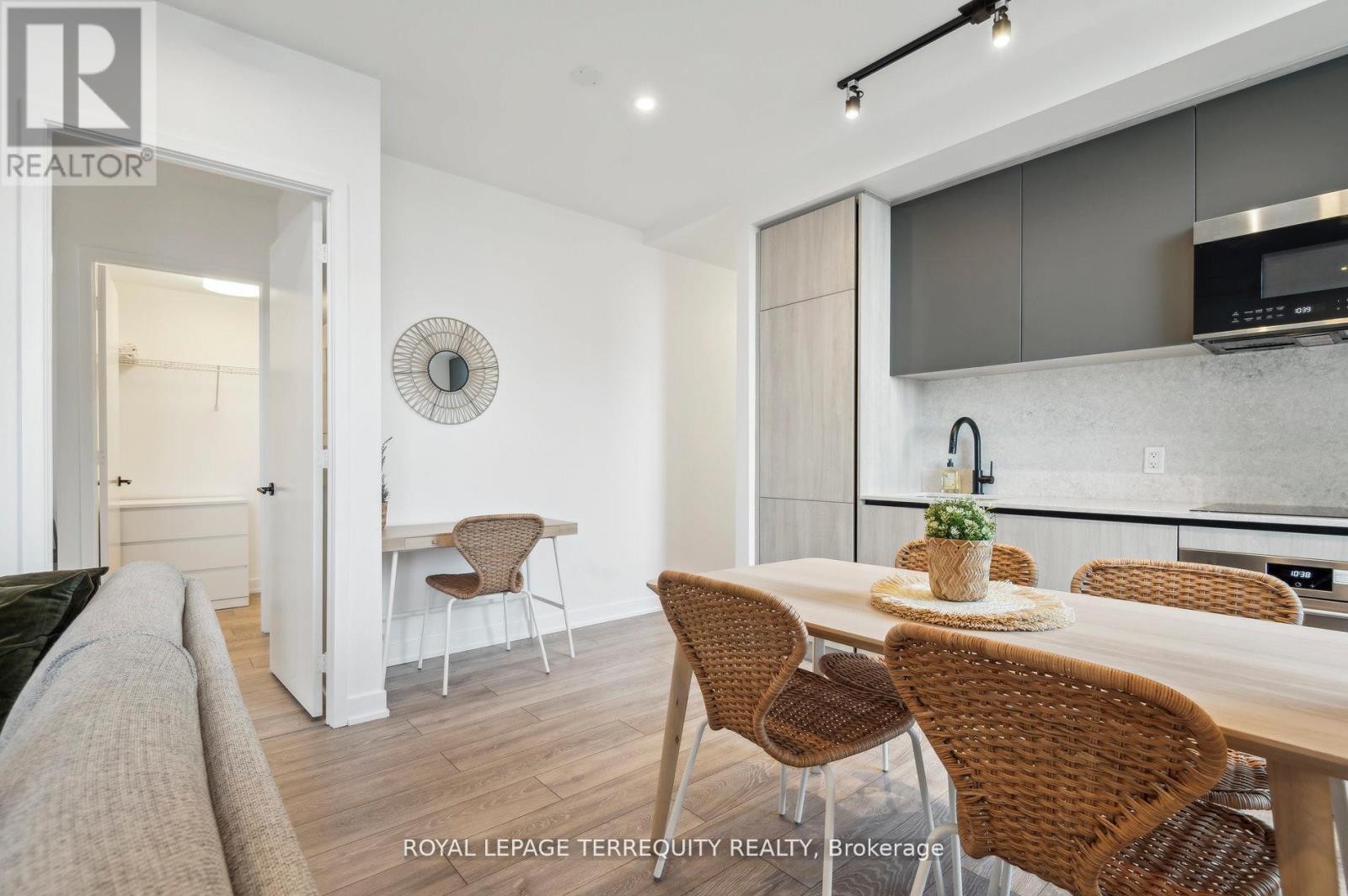 1902 - 108 Peter Street, Toronto, Ontario  M5V 0W2 - Photo 20 - C12525998