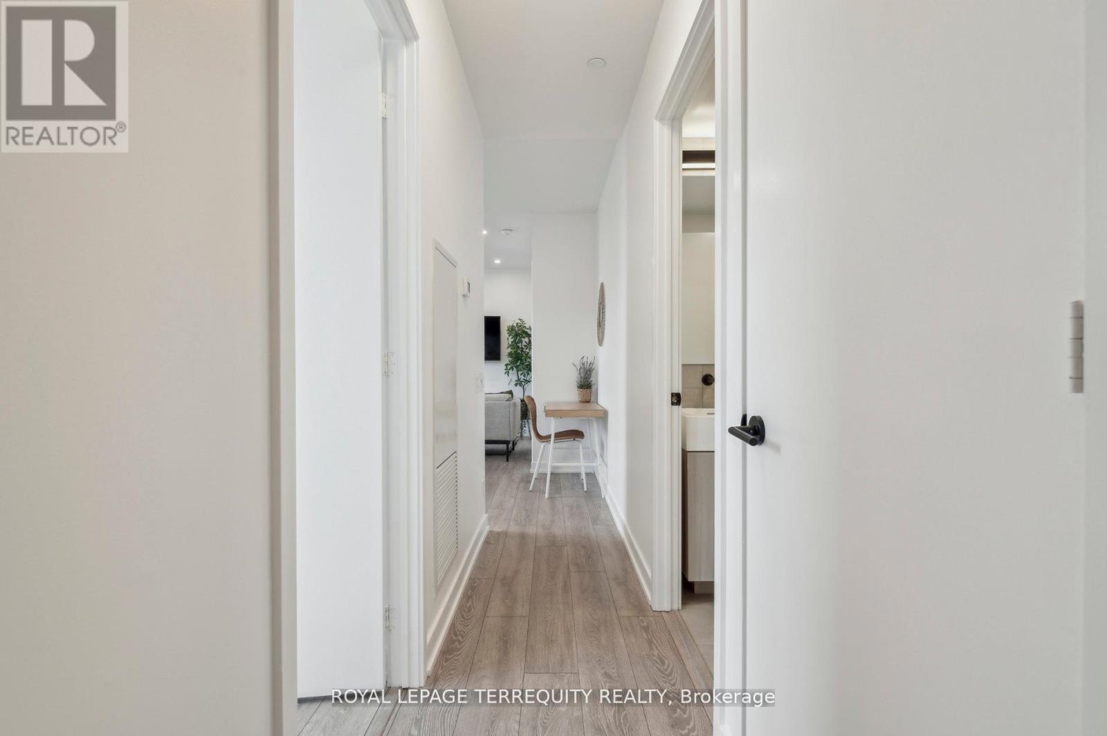 1902 - 108 Peter Street, Toronto, Ontario  M5V 0W2 - Photo 9 - C12525998