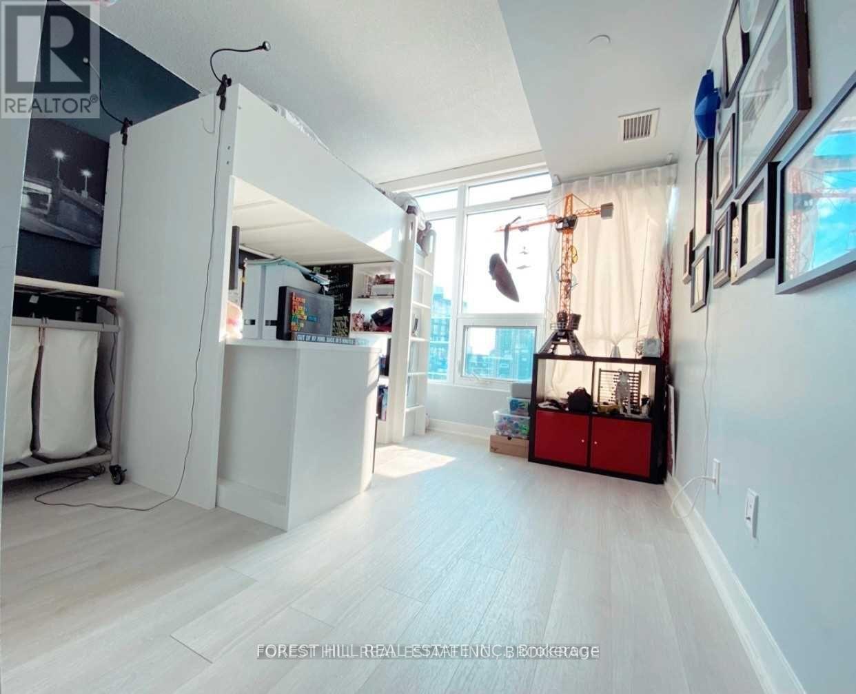 2903 - 70 Queens Wharf Road, Toronto, Ontario  M5V 0J2 - Photo 11 - C12526036