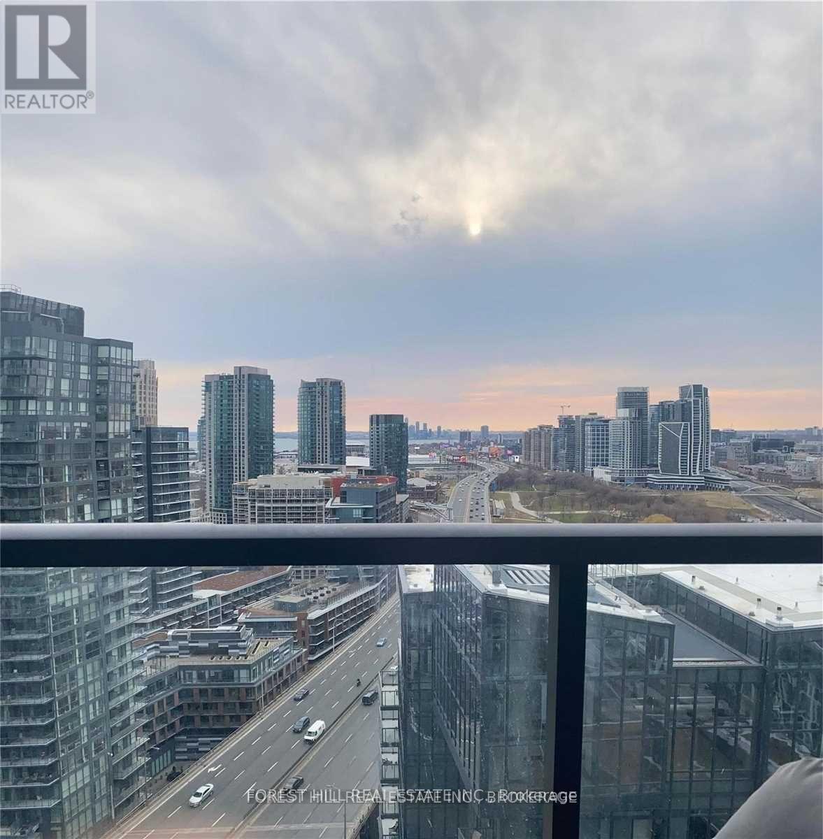 2903 - 70 Queens Wharf Road, Toronto, Ontario  M5V 0J2 - Photo 15 - C12526036