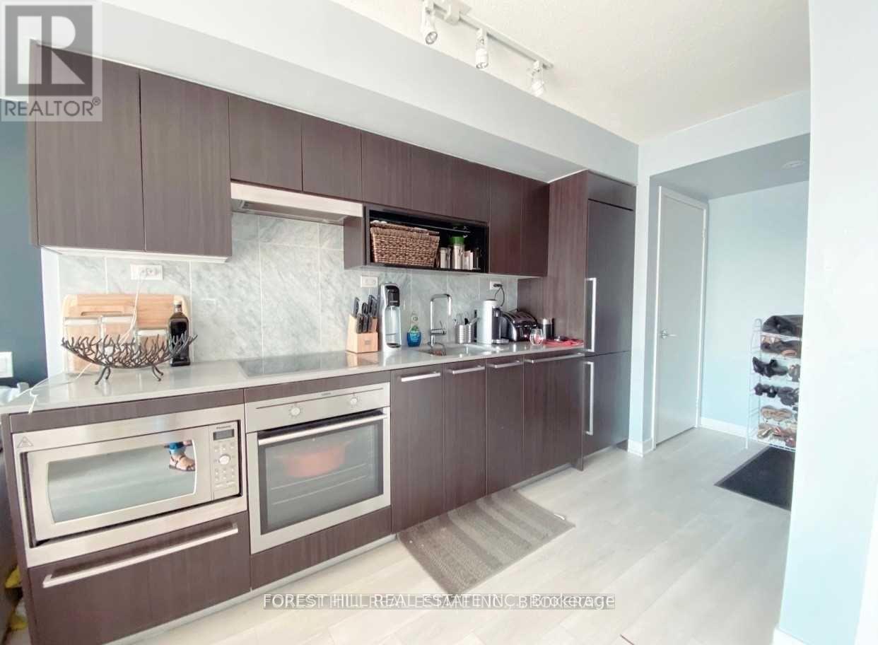 2903 - 70 Queens Wharf Road, Toronto, Ontario  M5V 0J2 - Photo 7 - C12526036