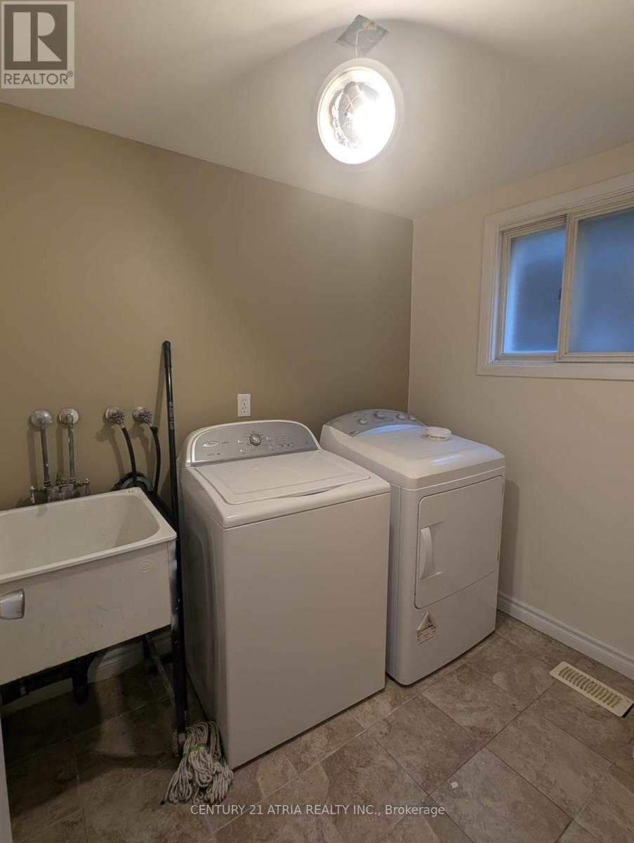 Main - 7 Fluellen Drive, Toronto, Ontario  M1W 2B2 - Photo 12 - E12525988